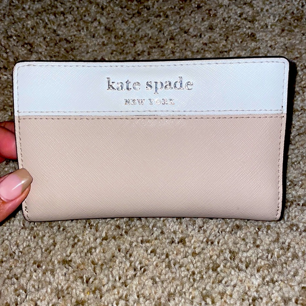 Kate Spade Cameron Medium Bi Fold Wallet